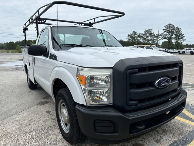 Used 2015 Ford F250 XL image 3