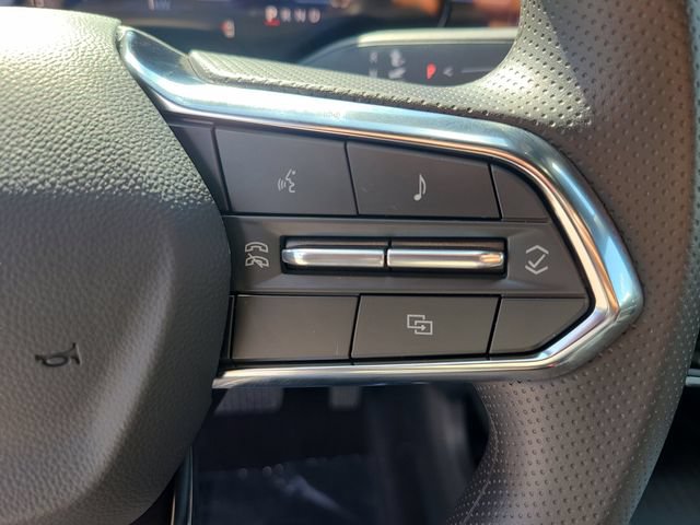 New 2026 Chevrolet Equinox EV LT w/ LPO, Blackout Package FWD image 28