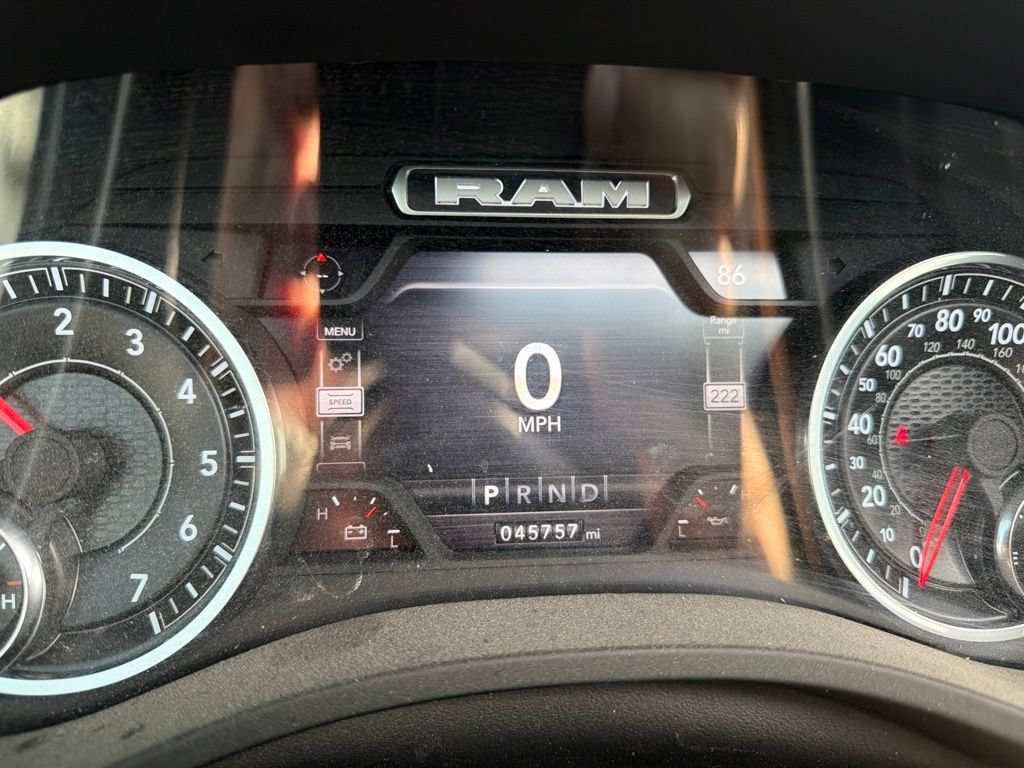 Used 2024 RAM 1500 Laramie AWD/4WD image 39