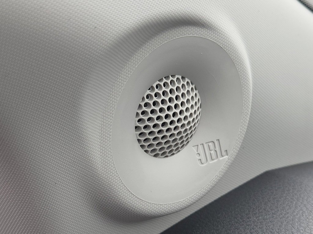 New 2026 Toyota Sienna XLE image 18