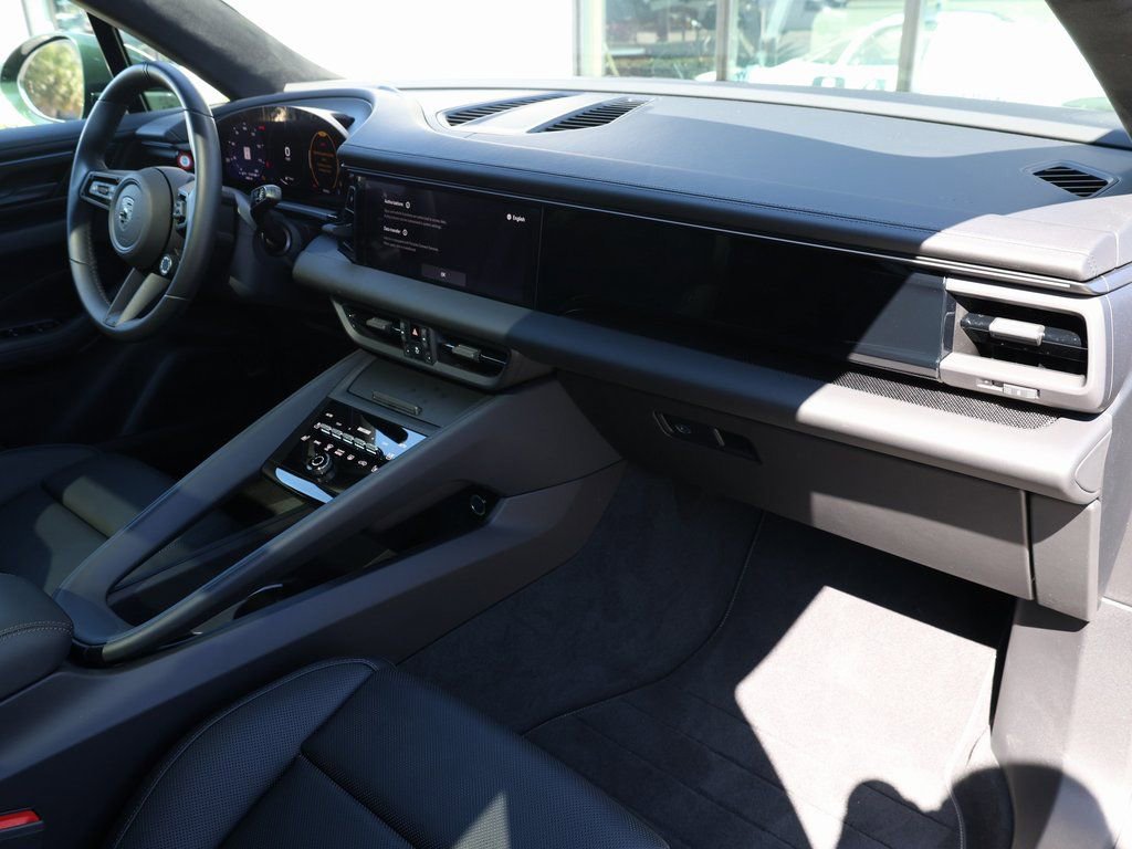 Used 2025 Porsche Macan Turbo Electric image 23