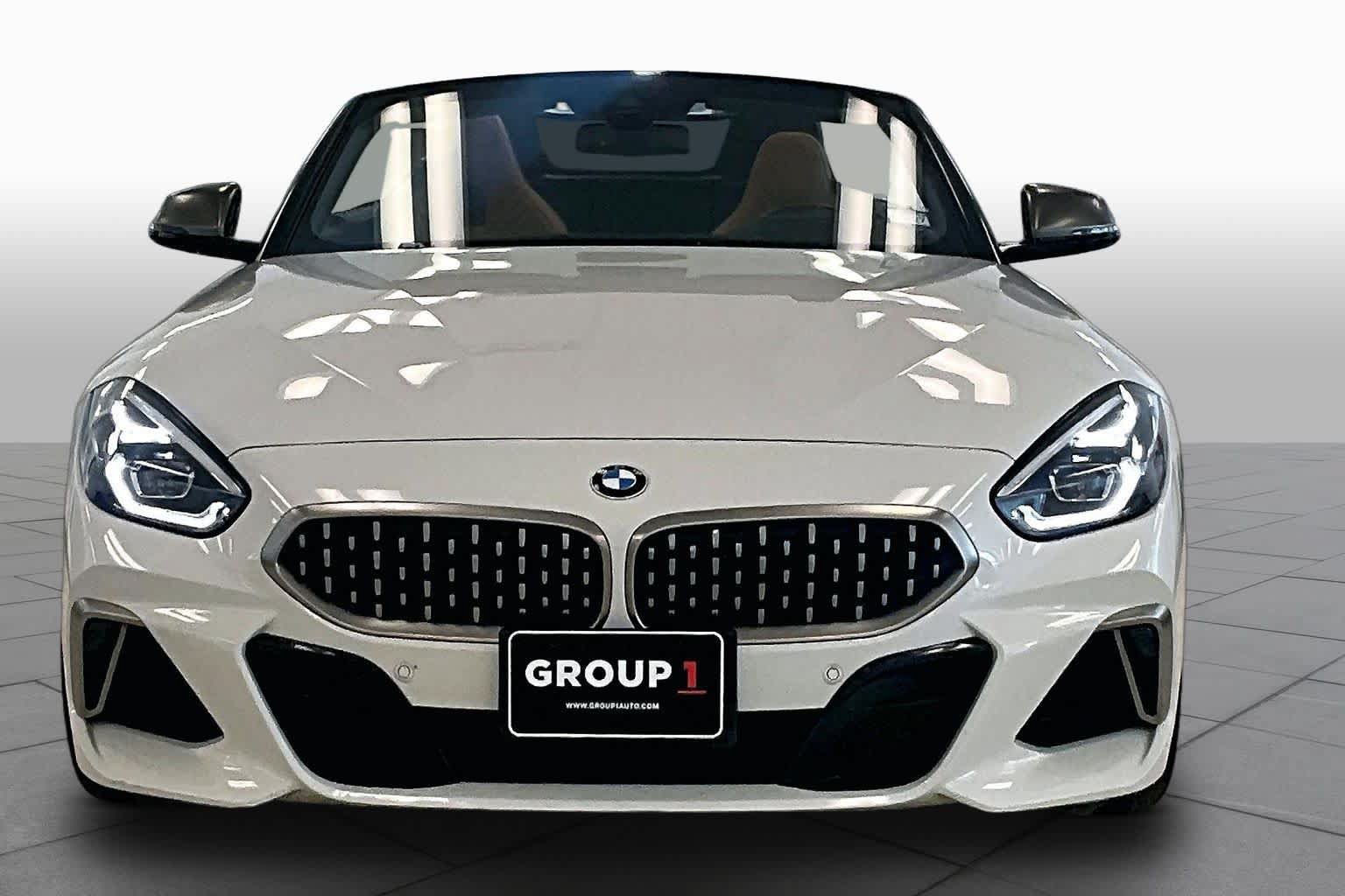 Used 2020 BMW Z4 M40i w/ Executive Package RWD image 3