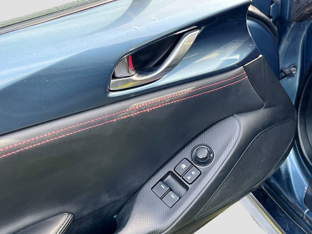 Used 2017 MAZDA MX-5 Miata Grand Touring image 17