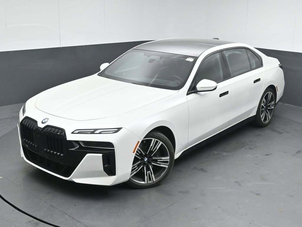 Used 2023 BMW 760i xDrive w/ Luxury Rear Seating Package image 46