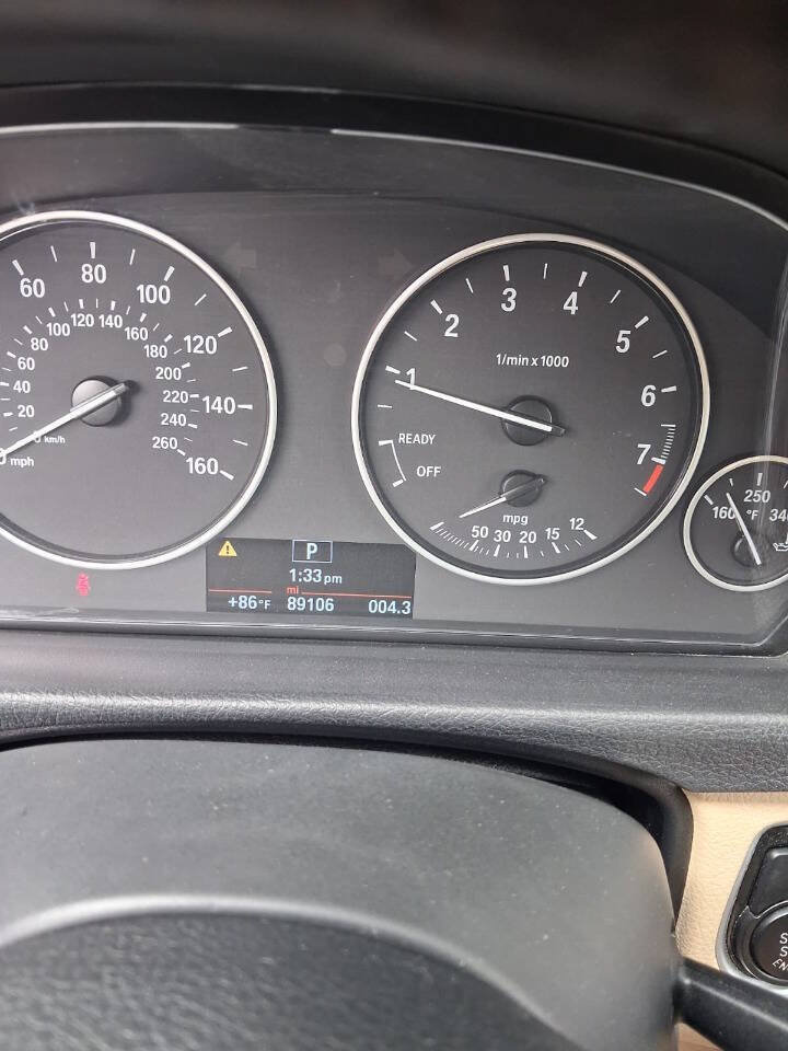 Used 2015 BMW 328i Sedan RWD image 10