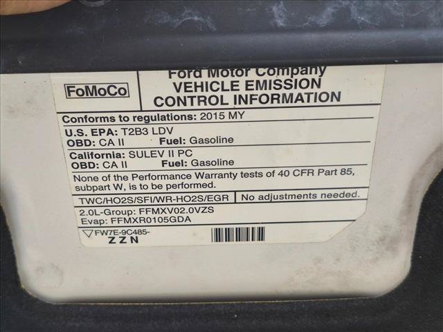 Used 2015 Ford Fusion SE FWD image 22