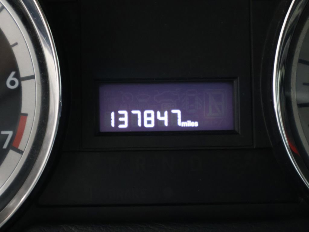 Used 2016 Dodge Grand Caravan SXT image 31