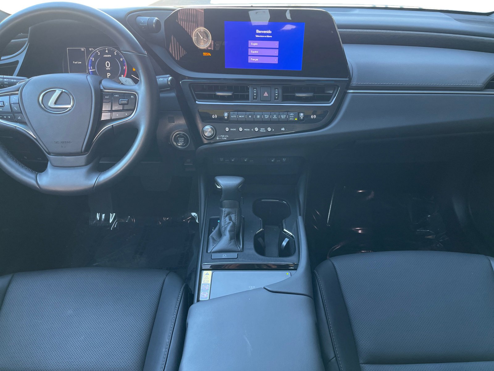 Used 2025 Lexus ES 350 w/ Premium Package image 10