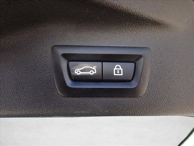 Used 2021 BMW X7 xDrive40i w/ M Sport Package image 10