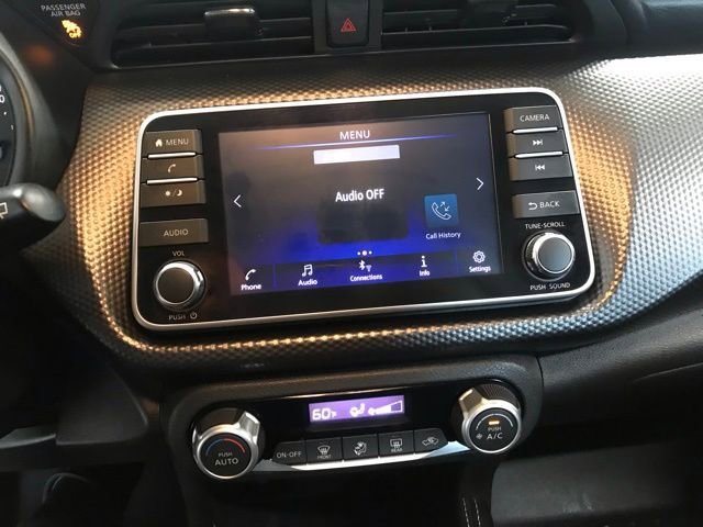 Used 2018 Nissan Kicks SV image 19