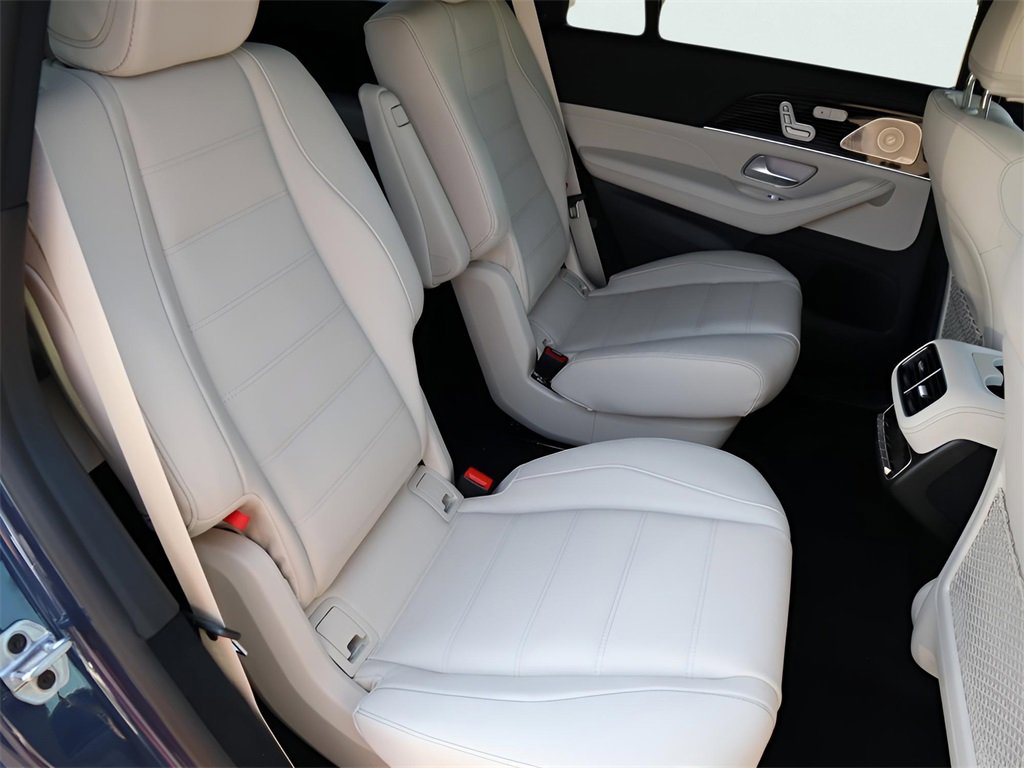 New 2026 Mercedes-Benz GLS 450 4MATIC image 18