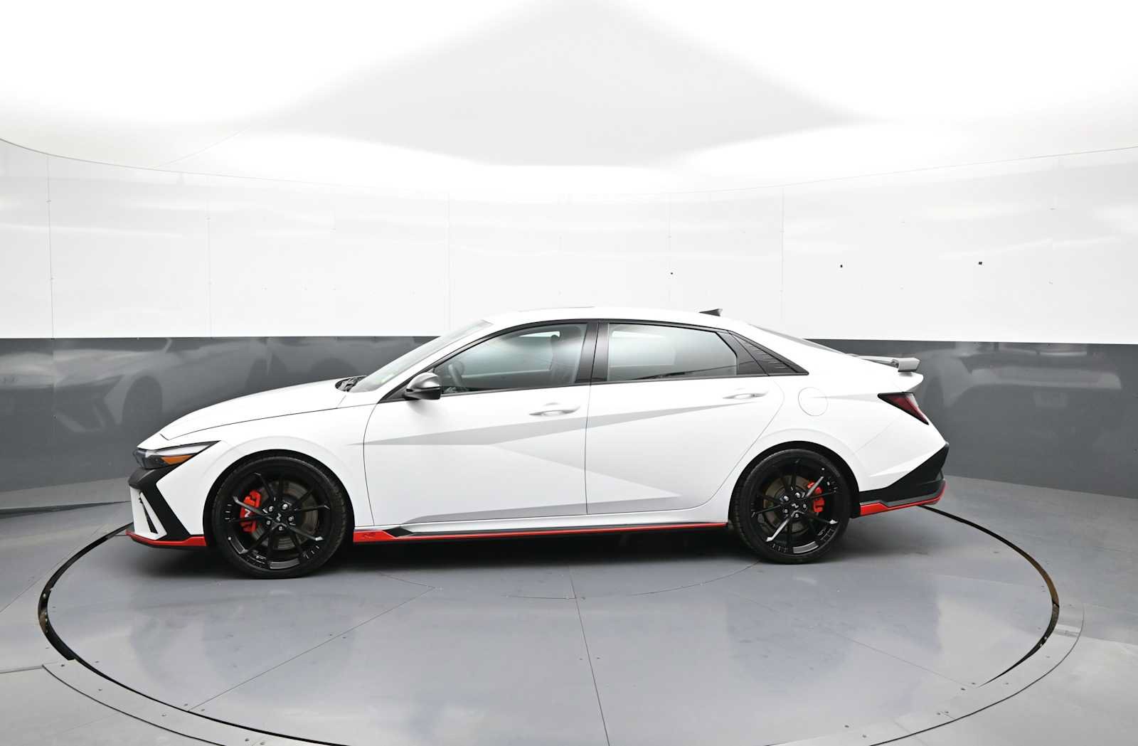 Used 2026 Hyundai Elantra N FWD image 8
