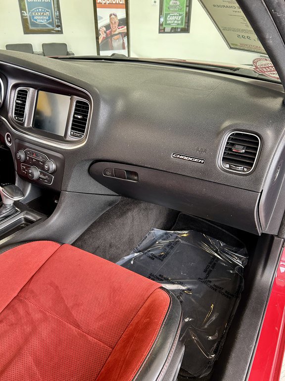 Used 2016 Dodge Charger R/T RWD image 12