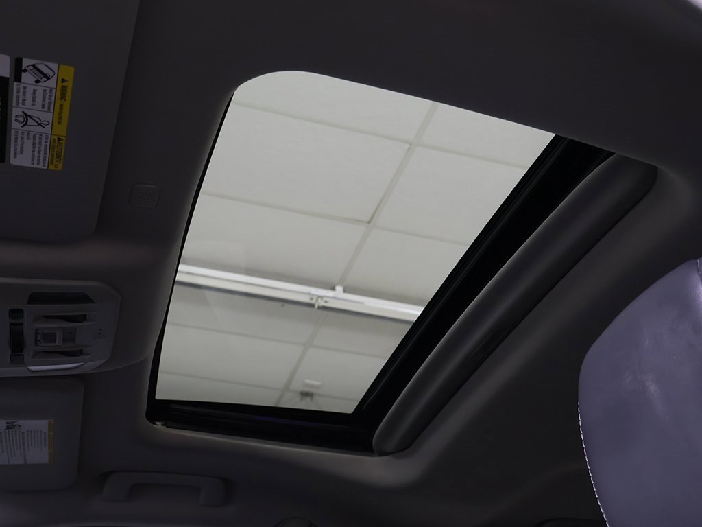 Used 2020 Toyota Highlander Limited image 23