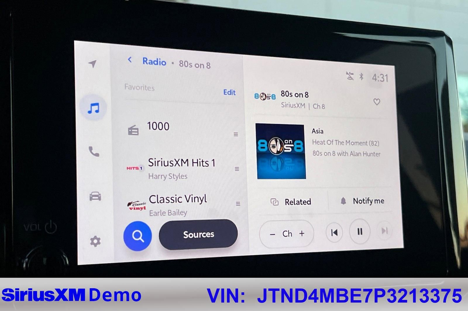 Certified 2023 Toyota Corolla SE image 36