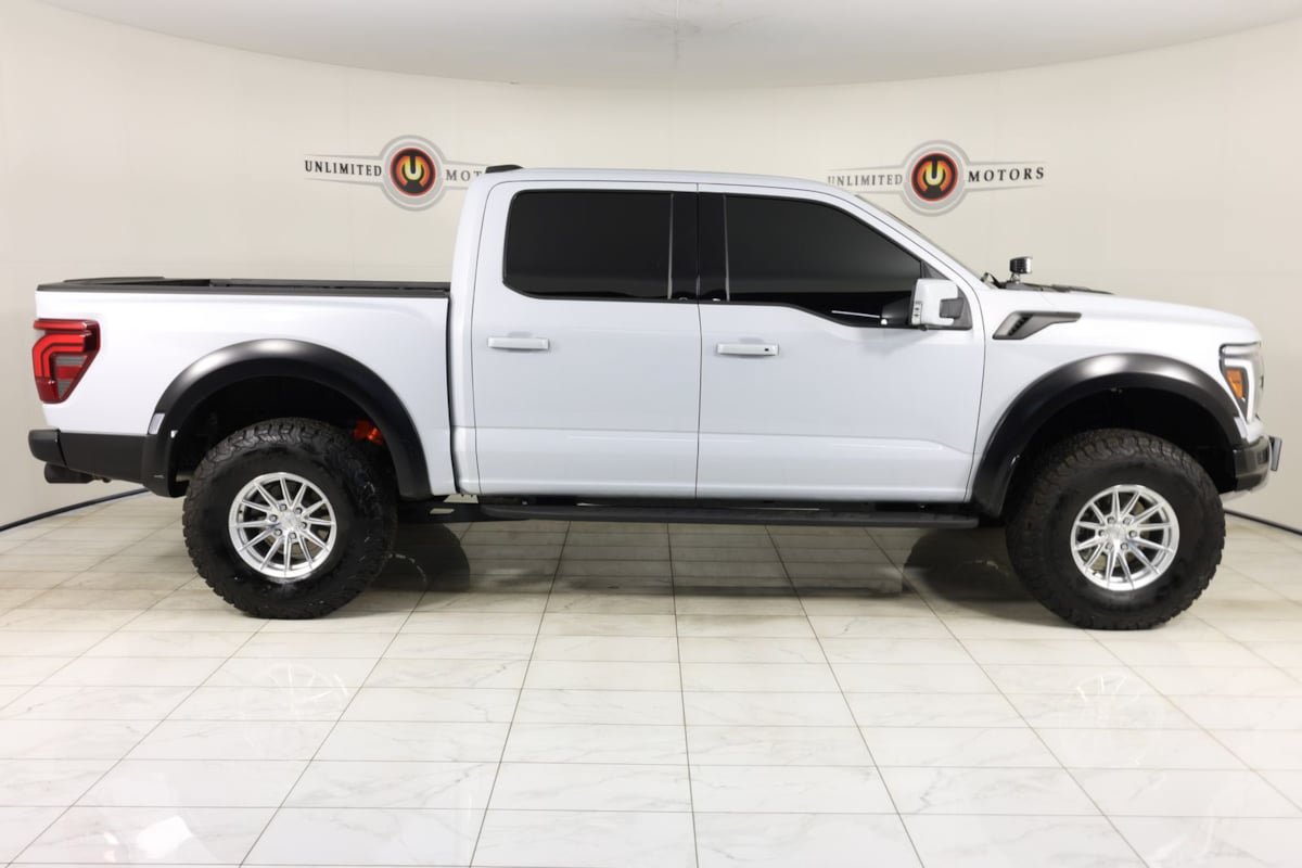 Used 2025 Ford F150 Raptor AWD/4WD image 2