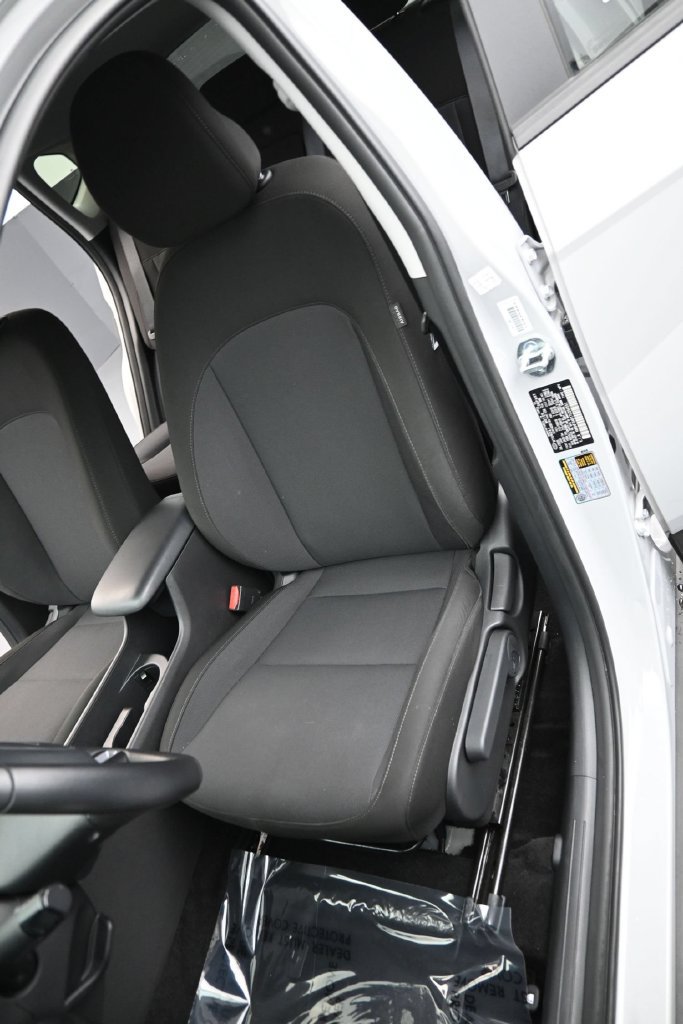 Certified 2026 Hyundai Kona SEL Sport FWD image 14