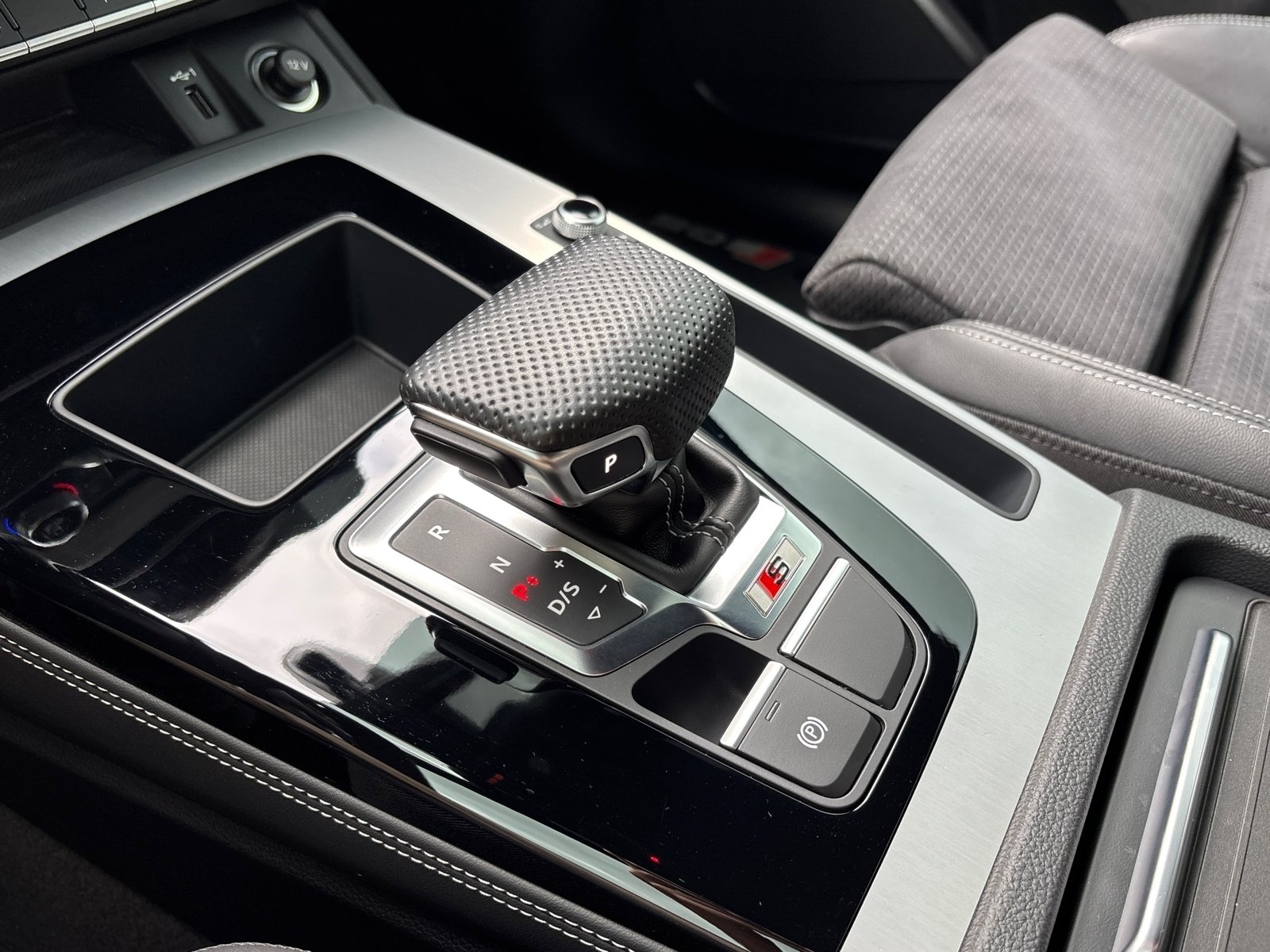 Used 2021 Audi SQ5 Premium Plus w/ Premium Plus Package AWD/4WD image 10