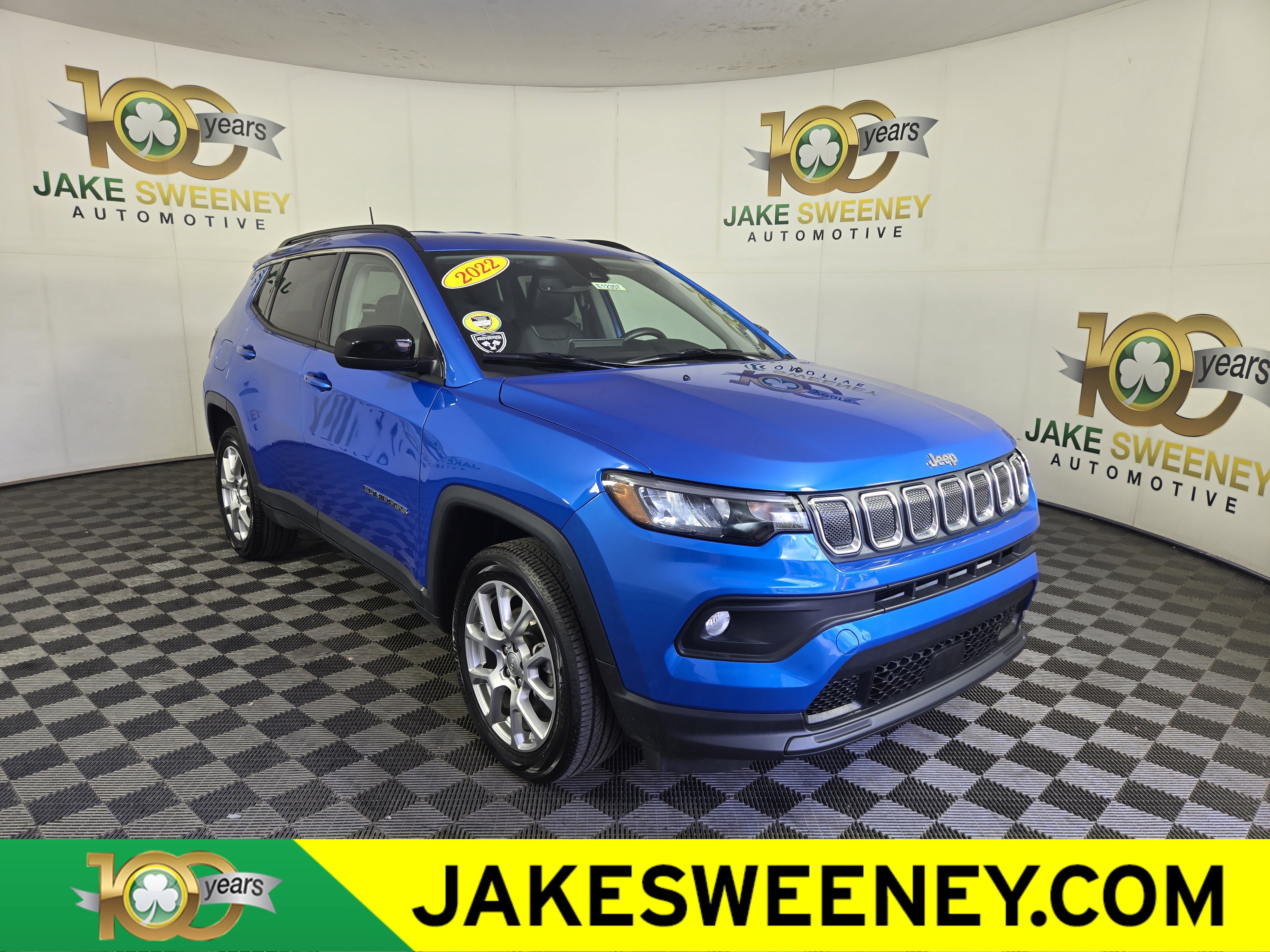 Certified 2022 Jeep Compass Latitude AWD/4WD image 1