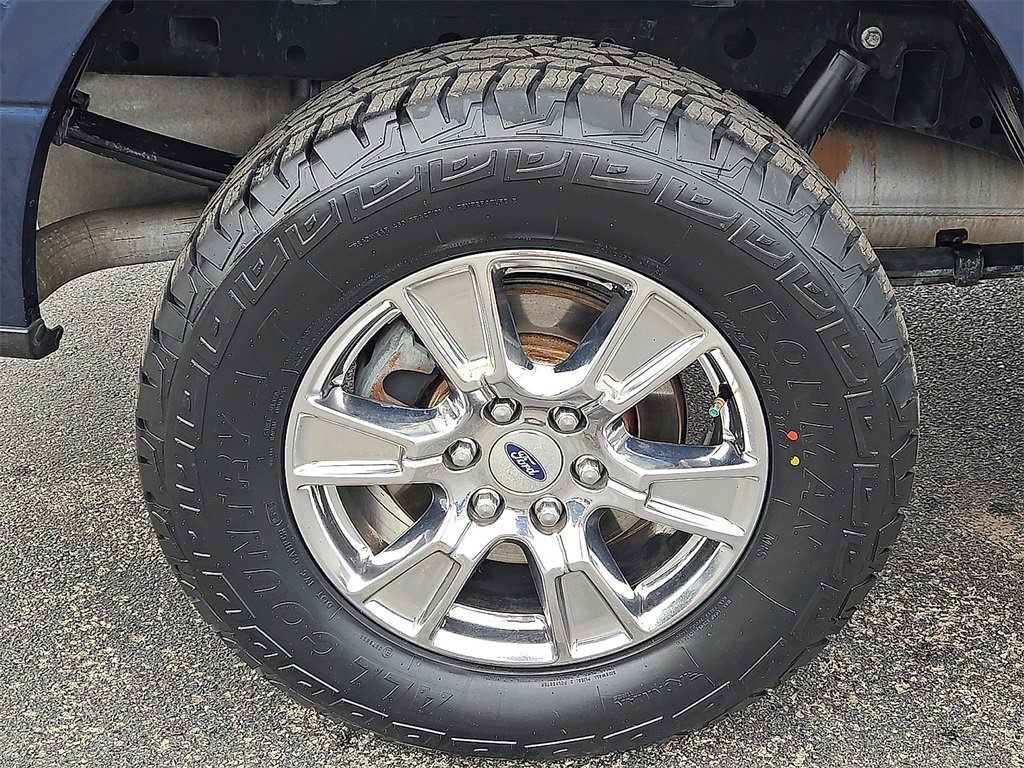 Used 2017 Ford F150 XLT w/ Equipment Group 302A Luxury image 7
