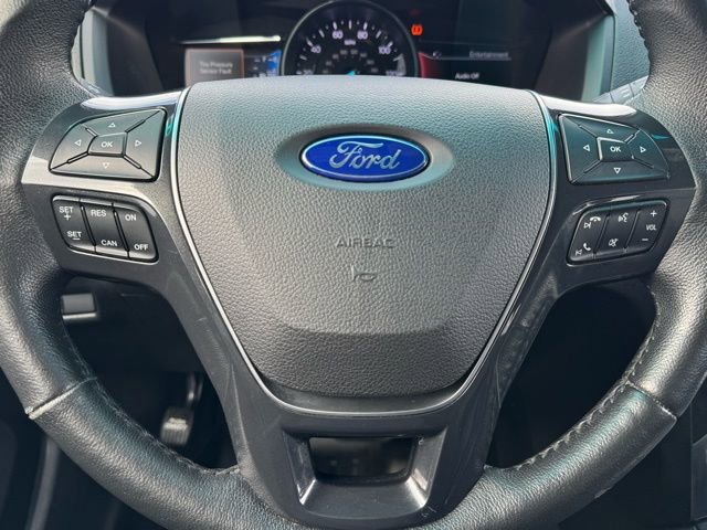 Used 2016 Ford Explorer Limited image 41