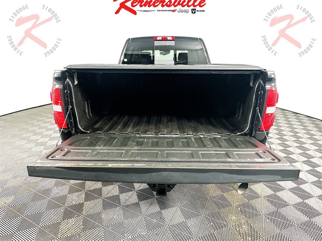 Used 2018 GMC Sierra 3500 Denali w/ Duramax Plus Package image 14