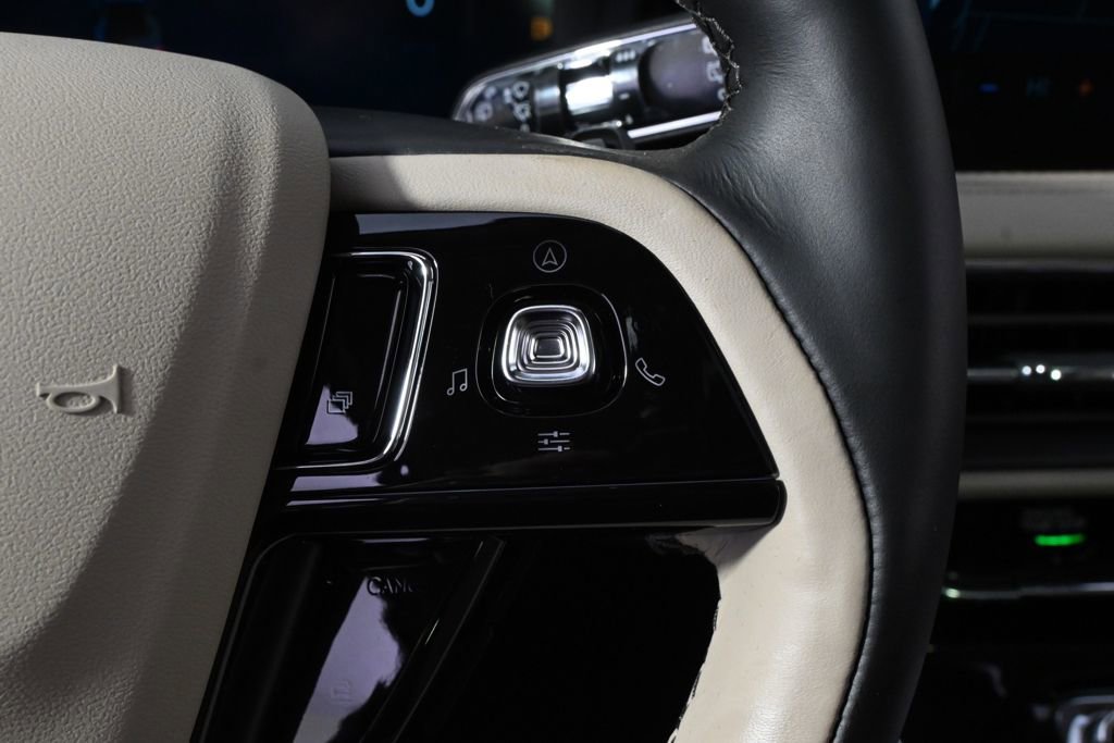 New 2026 Lincoln Corsair Reserve w/ Jet Appearance Package image 35