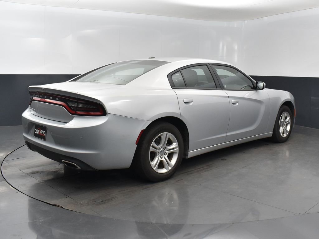 Used 2022 Dodge Charger SXT image 5