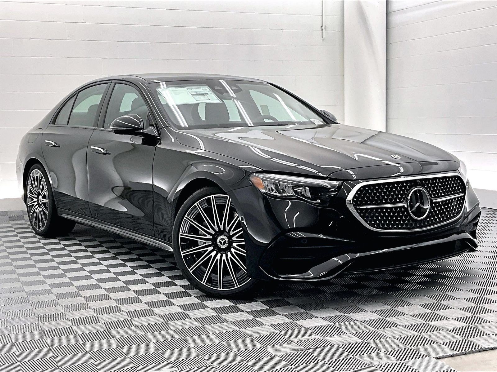 New 2026 Mercedes-Benz E 450 4MATIC Sedan image 16