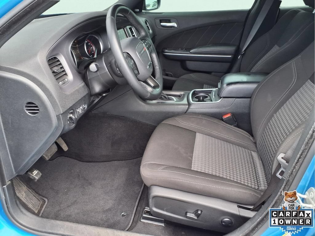 Used 2023 Dodge Charger SXT RWD image 27