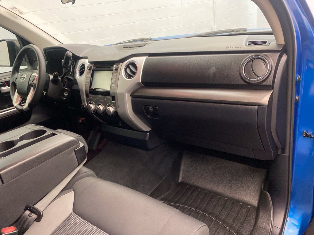 Used 2017 Toyota Tundra SR5 w/ TRD Off Road Package AWD/4WD image 13