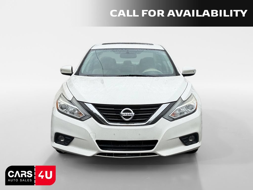 Used 2016 Nissan Altima 2.5 SV w/ Convenience Package FWD image 2