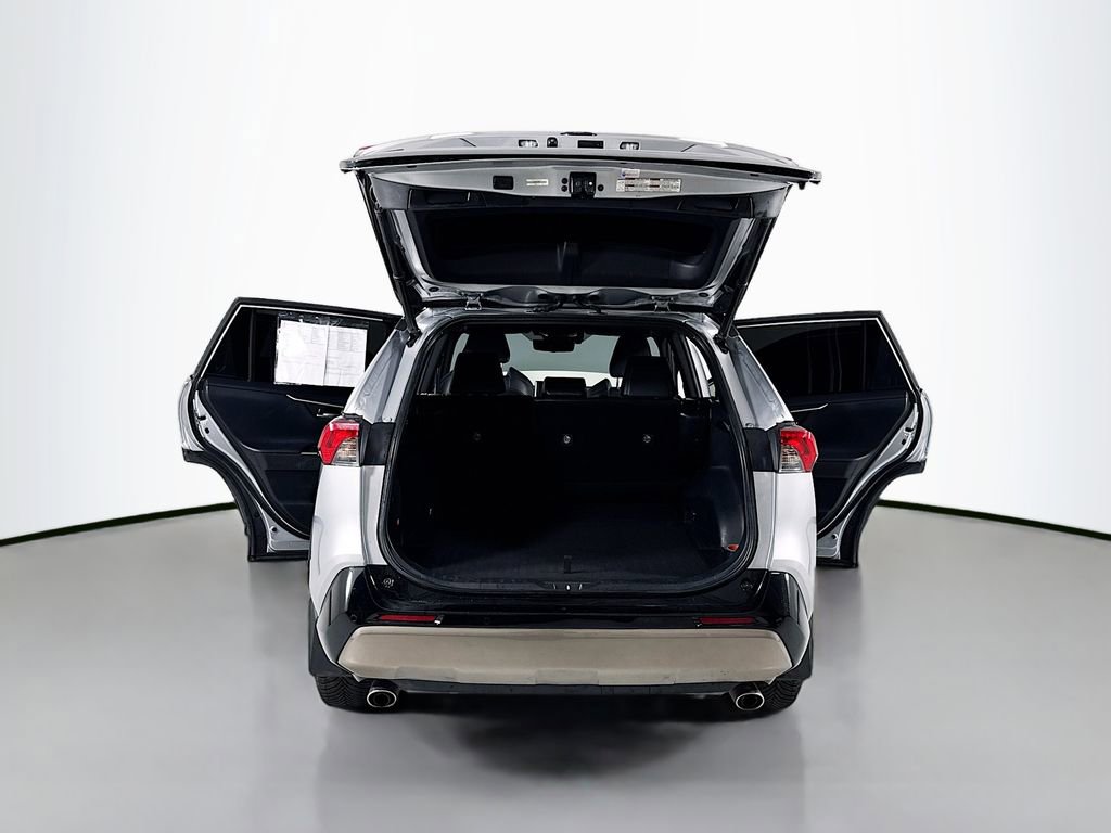 Used 2020 Toyota RAV4 XSE AWD/4WD image 27
