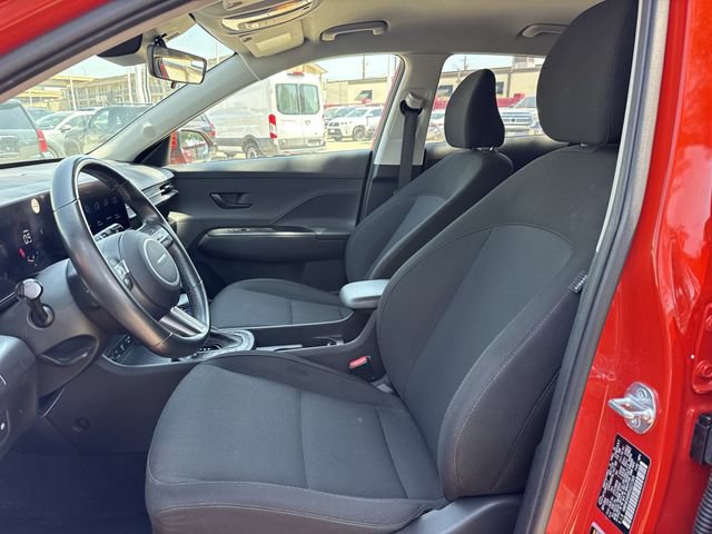 Used 2025 Hyundai Kona SEL FWD image 23
