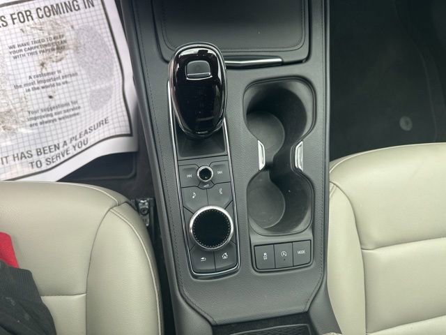 Certified 2023 Cadillac XT4 Luxury w/ Cold Weather Package image 13