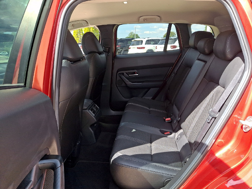 Used 2025 MAZDA CX-50 AWD 2.5 S w/ Preferred Package image 10