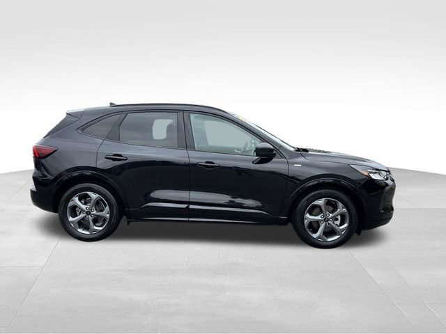 Used 2024 Ford Escape ST-Line FWD image 2