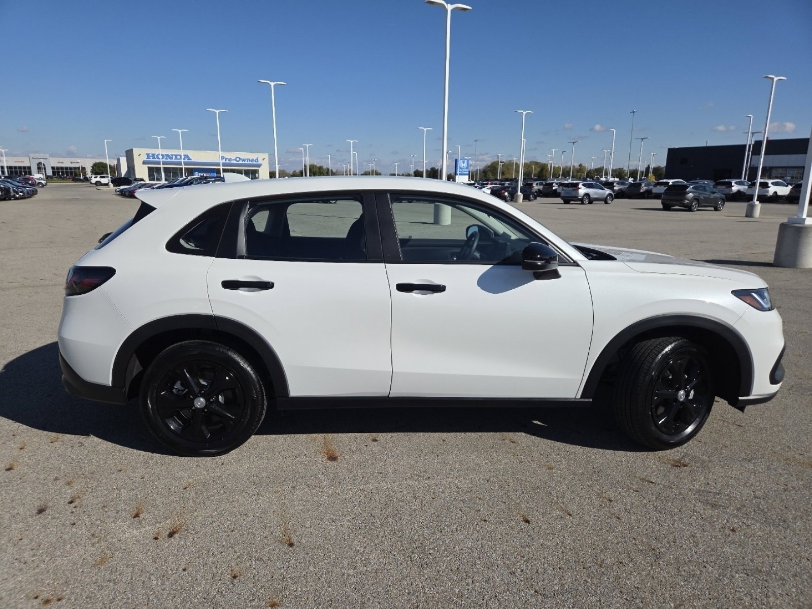 Used 2025 Honda HR-V LX image 17