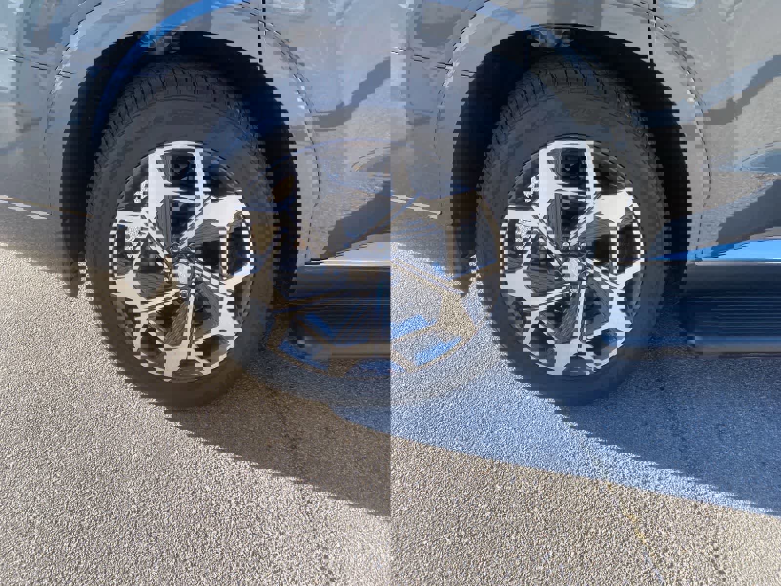 Used 2022 Hyundai Palisade Calligraphy w/ Winter Package image 6