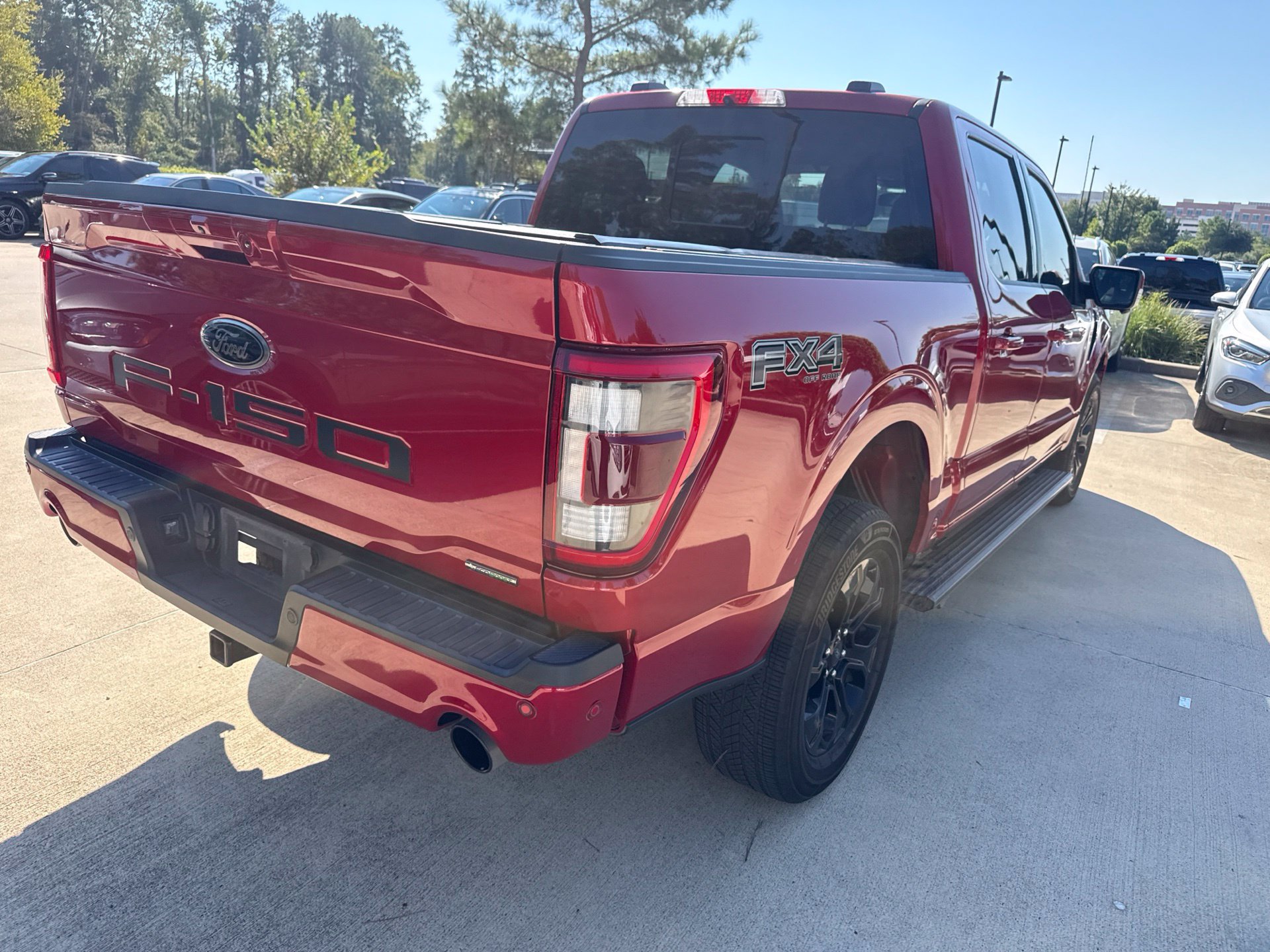 Used 2022 Ford F150 Lariat w/ Equipment Group 502A High AWD/4WD image 4