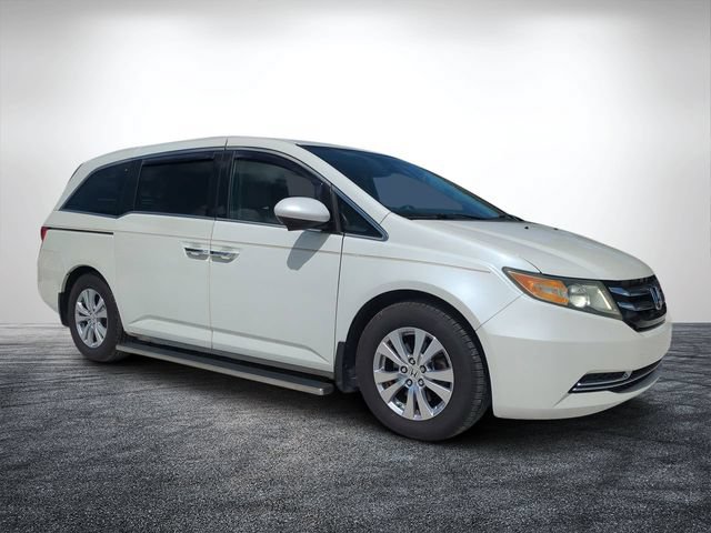 Used 2017 Honda Odyssey SE image 1