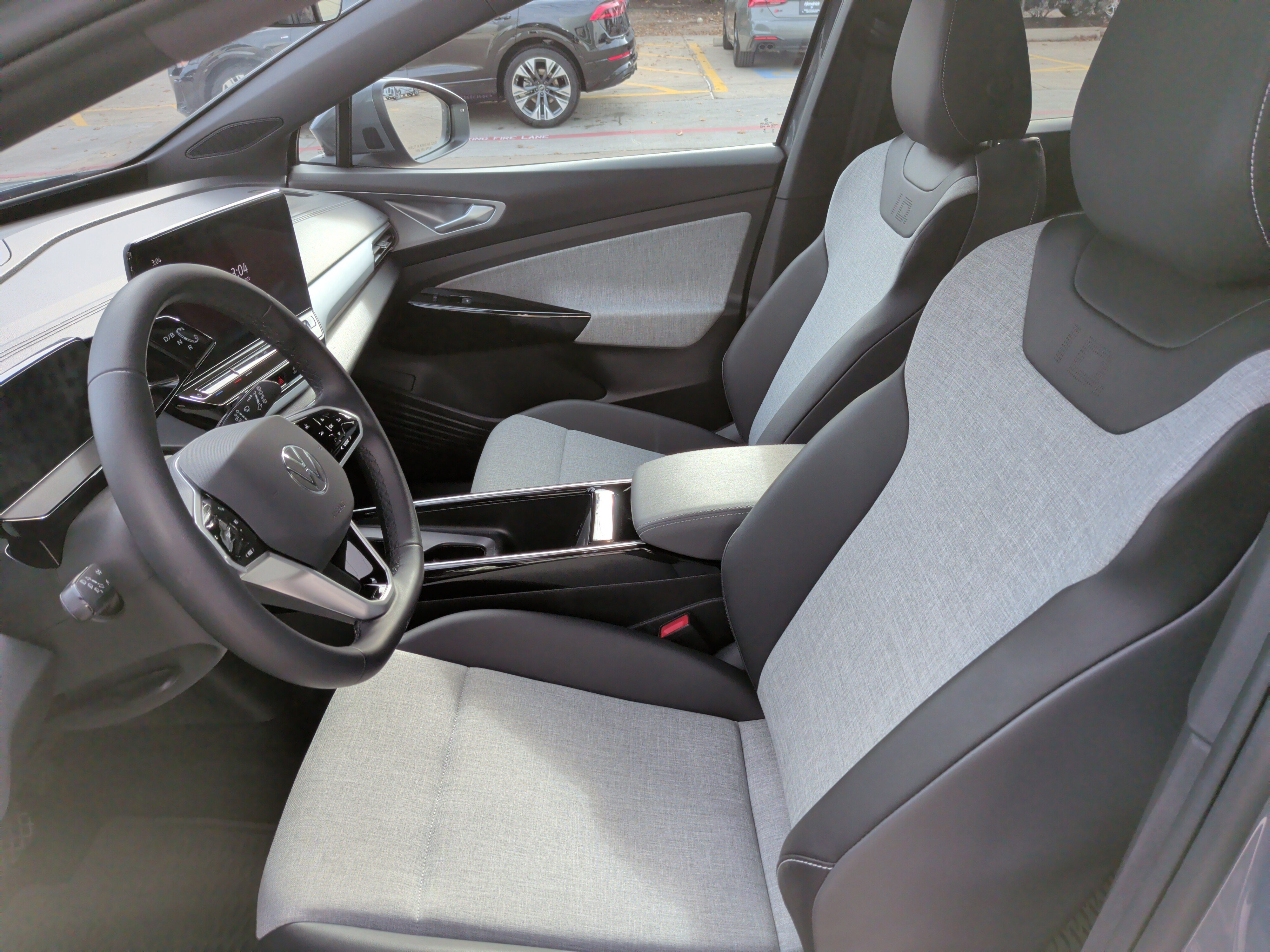 Used 2023 Volkswagen ID.4 Pro image 17