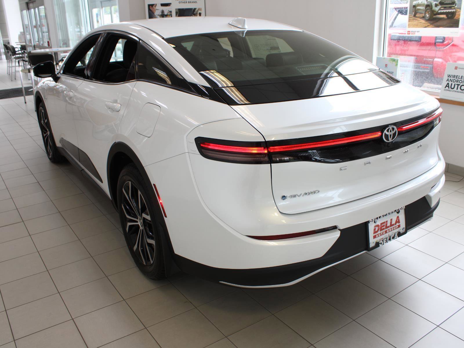 New 2026 Toyota Crown Nightshade image 5