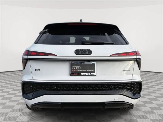 Certified 2026 Audi Q3 quattro 2.0T w/ 20" Wheel Package AWD/4WD image 4