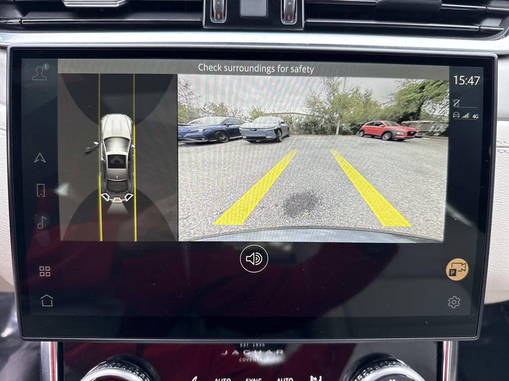 Used 2024 Jaguar XF R-Dynamic SE image 31