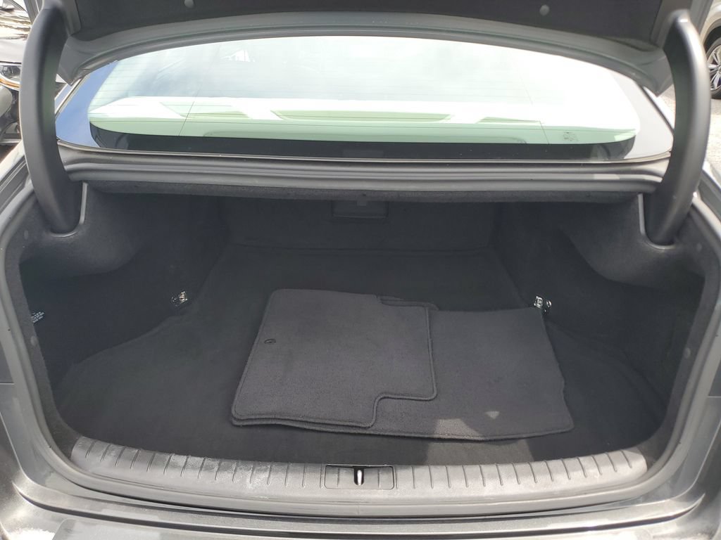 Used 2018 Genesis G80 3.8 w/ Option Group 02 RWD image 9