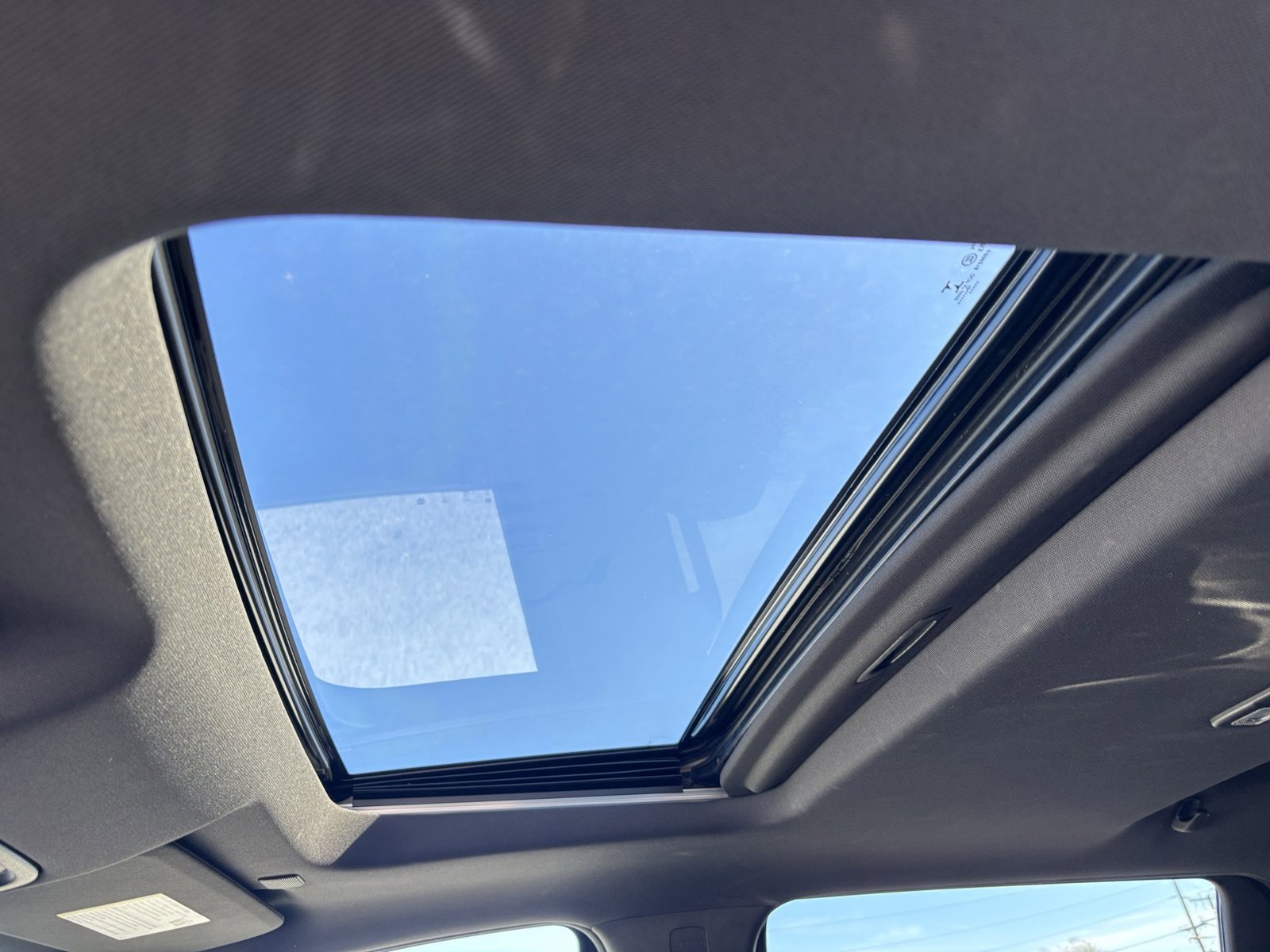 Used 2019 GMC Sierra 1500 AT4 w/ AT4 Premium Package image 6