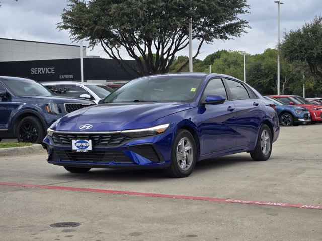 Certified 2026 Hyundai Elantra SE FWD image 3