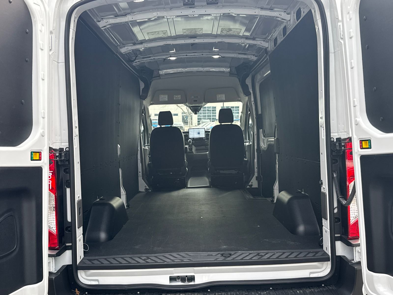 New 2026 Ford Transit 250 148 Medium Roof w/ Load Area Protection Package RWD image 18