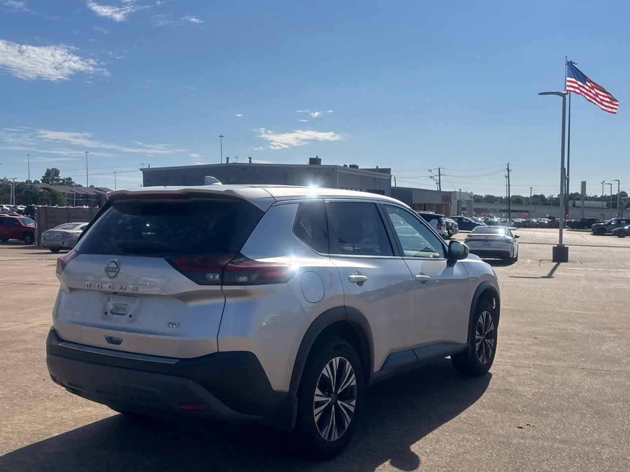 Certified 2023 Nissan Rogue SV FWD image 26